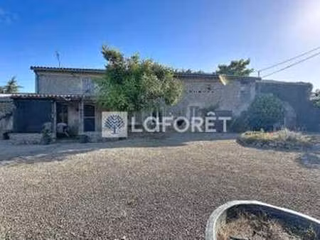 vente maison à airvault (79600) : à vendre / 175m² airvault