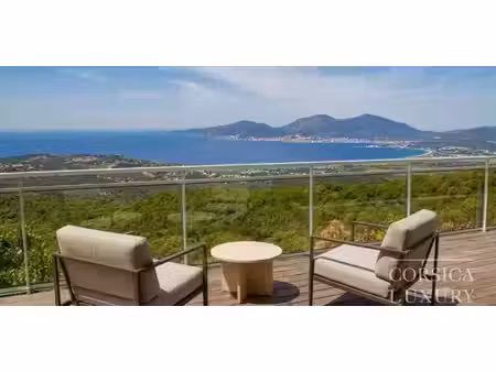 maison avec piscine en bord de mer porticcio (2a)