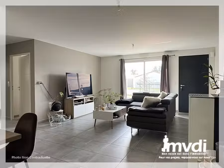 location maison 3 pièces 77m²