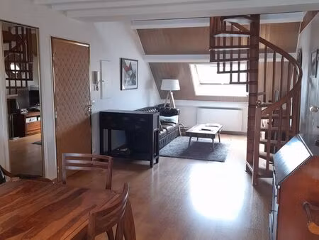 duplex à le coudray-montceaux (91830)