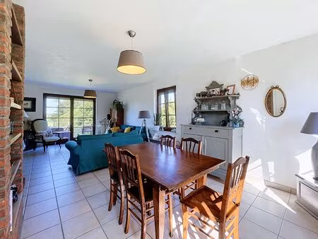 maison à louer à rue de la gaume 94 assenois (vbe42774)