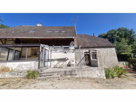 charmante maison familiale alliant cachet et beaux volumes