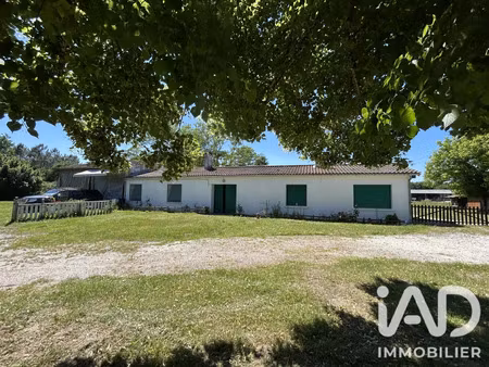 vente maison 8 pièces 182 m² vendays-montalivet (33930)
