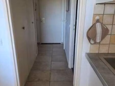location appartement t1 meublé au pontet (84130) : à louer t1 meublé / 19m² le pontet