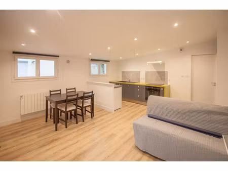 location appartement 1 pièce 27 m² à osny (95520)
