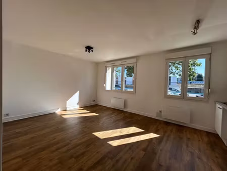 location appartement 2 pièces 38 m² à tours (37000)