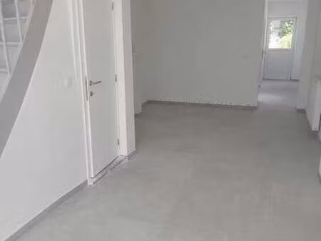 maison 2ch. lodelinsart entierement renovée