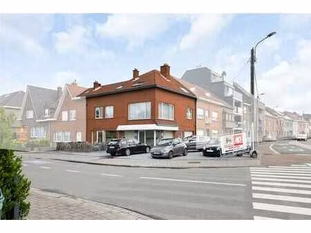 immeuble de rapport 3 appartements  rendement 4% possible