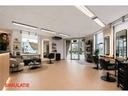 local commercial moderne et prêt à l'emploi avec appartement