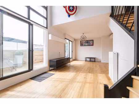 appartement de luxe à louer dans le quartier reine-mairie