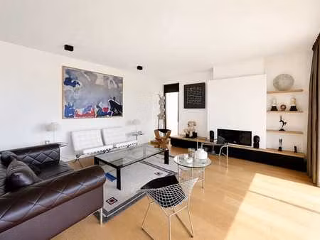 sterea - superbe appartement 2ch. + parking