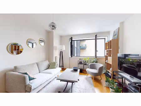 appartement 2 pièces calme à vendre à paris - réf. v1106