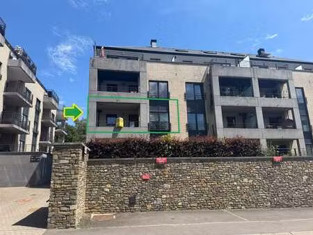 spacieux appartement 2 chambres avec terrasse  garage et cav