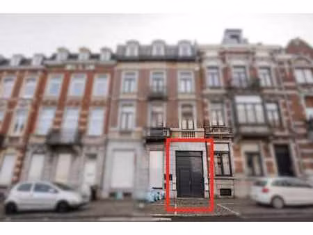 immeuble de rapport composé de trois appartements à verviers
