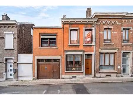 immeuble de rapport avec 2 unités en ordre d'urbanisme