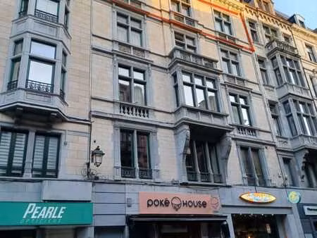 appartement de caractère en plein centre  110 m² 2 ch. peb b