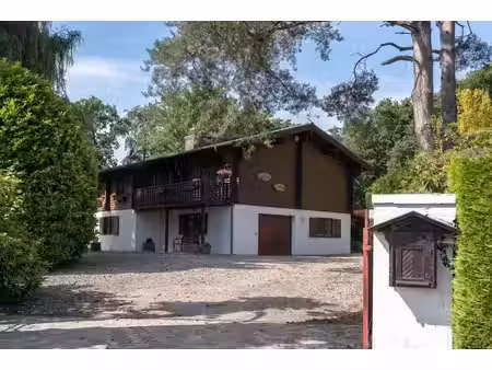 saint-denis (mons) - chalet norvégien au cœur d'un domaine