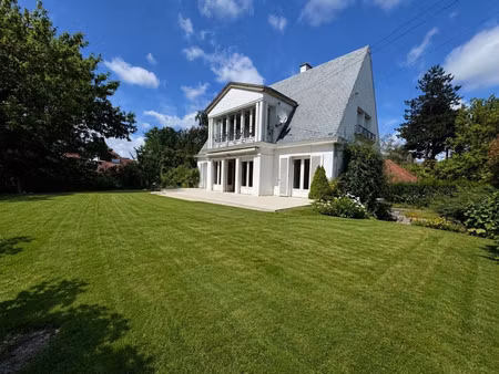 maison de luxe à vendre dans le quartier beaumont