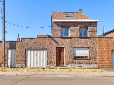 maison habitable 3 chambres / garage