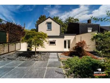 magnifique maison -2ch- totalement rénovée - terrasse/jardin