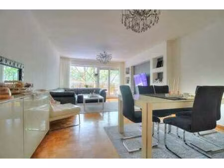 josaphat/voltaire: appartement trois chambres + 2 terrasses
