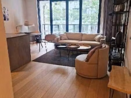 gd place - top appart 85m² 2ch+terrasse-parking-cave peb b!