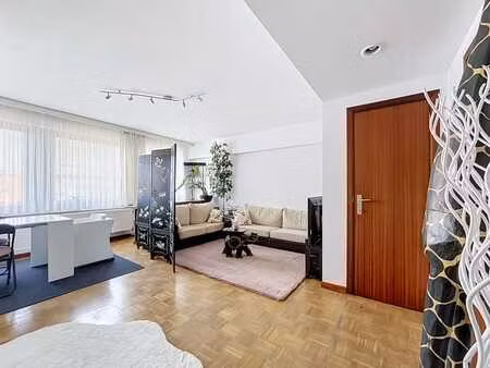 jette  appartement 1ch avec terrasse de ± 18m²