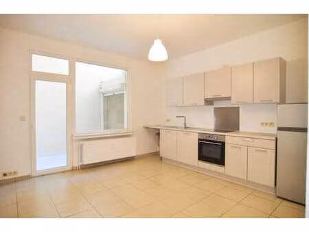 a louer - liege - appartement une chambre au rez-de-chaussée
