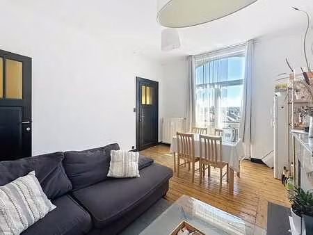 appartement 2 ch. wazon  liège - lumineux et spacieux