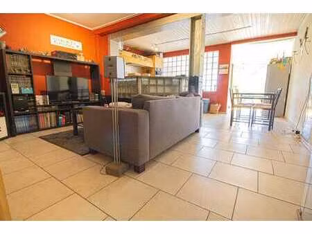 appartement 1 ch avec vaste jardin à louer !