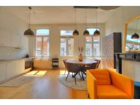 appartement 62 m² peb c une chambre + balcon