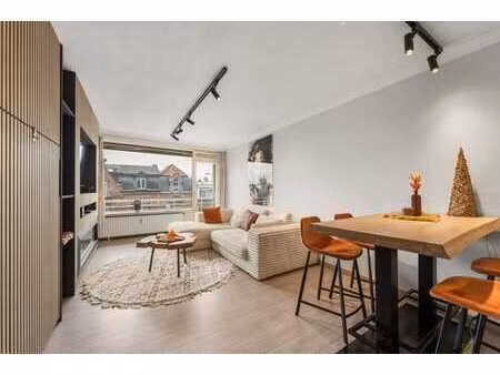 appartement avec terrasse à vendre à blankenberge!