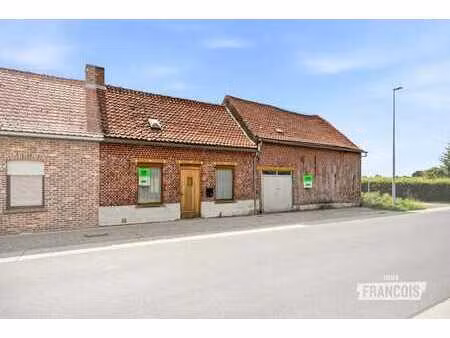 maison avec garage spacieux à haringe