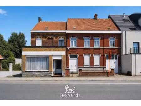 projet de rénovation super intéressant avec entrepôt