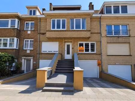 appartement d'une chambre avec garage à nieuport-bains