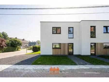6% btw mogelijk! energiezuinige nieuwbouwwoning met 3 sla...