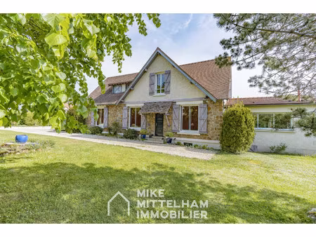 maison de luxe à vendre à saint-rémy-l'honoré