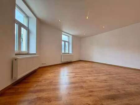 appartement 1 ch entierement renove a eupen