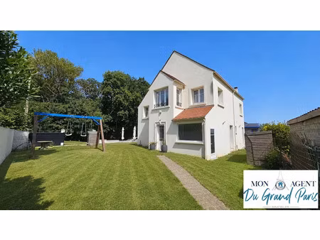 vente maison 7 pièces 215 m² à saint-cyr-l'ecole (78210)  830 000 €