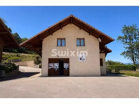 local commercial 200m2