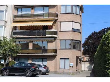 ruim en lichtrijk hoekappartement van 155 m2 met 3 slaapk...