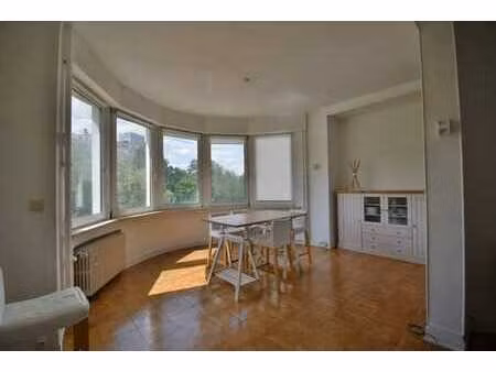 appartement meublé au etang d'ixelles.