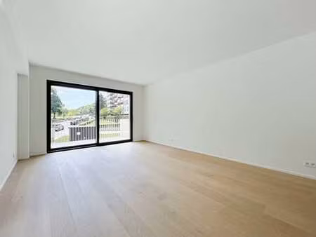roodebeek – appartement neuf 2 chambres avec parking !