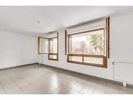 vente appartement 1 pièce 32 m² bobigny (93000)