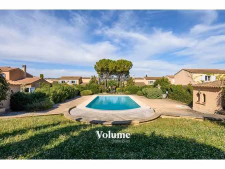 villa de luxe à vendre dans le quartier grand sud- aix la duranne