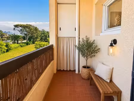 vente appartement 1 pièce 25.4 m² à hyeres (83400)  115 000 €
