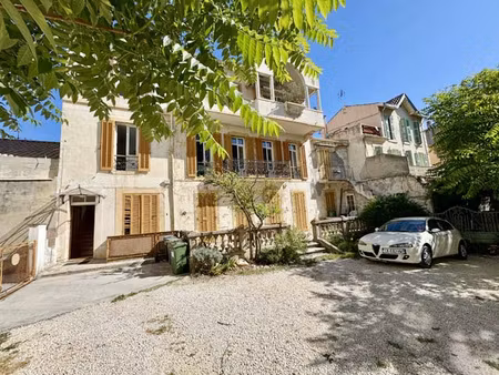 toulon est - brunet - t3 de 67m2 avec locataire en place