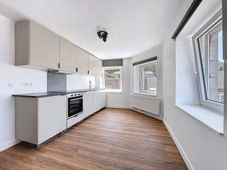 appartement à louer à aywaille € 725 (lpxjb) - schmidtimmo | zimmo