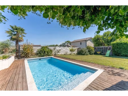 vente maison 6 pièces 165 m² à fontaines-saint-martin (69270)  749 000 €