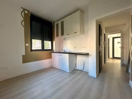 appartement 2 pièce(s) 43 m2 - elbeuf - ref mart-rdc-g